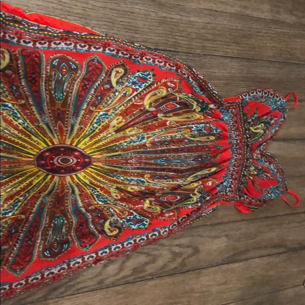 Women’s dress